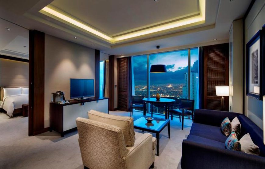 2 Bedroom Family Suite with Bosphorus View