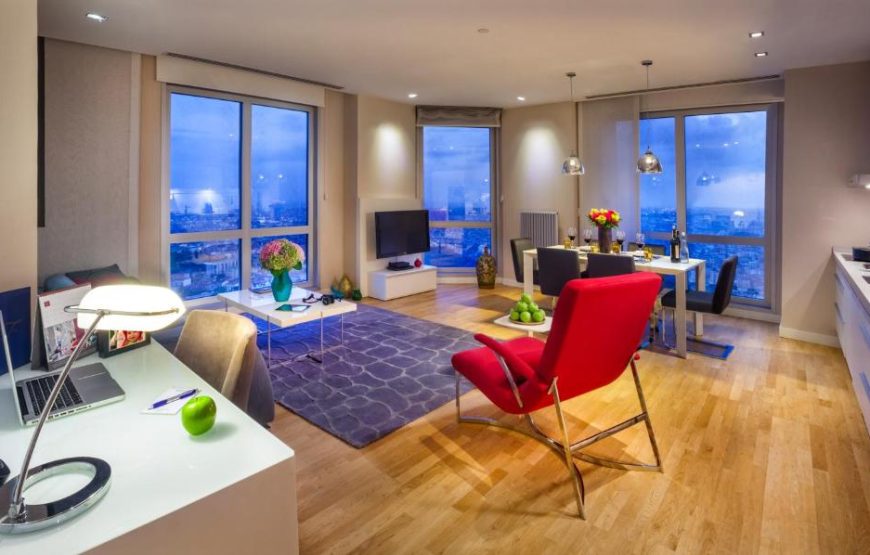 Deluxe Two-Bedroom Apartment