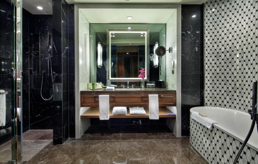 Bomonti Suite with Executive Lounge Access