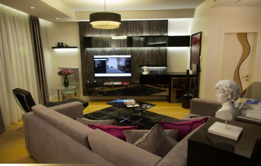 Corner Superior Two-Bedroom Apartment