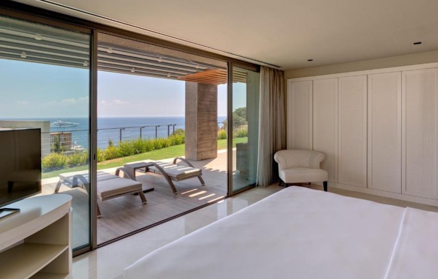 Premiere Residence, 3 Bedroom Sea view Residence with Balcony