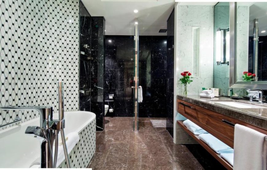 Taksim Suite with Executive Lounge Access