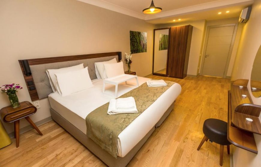 Three Bedroom Family Duplex and Terrace