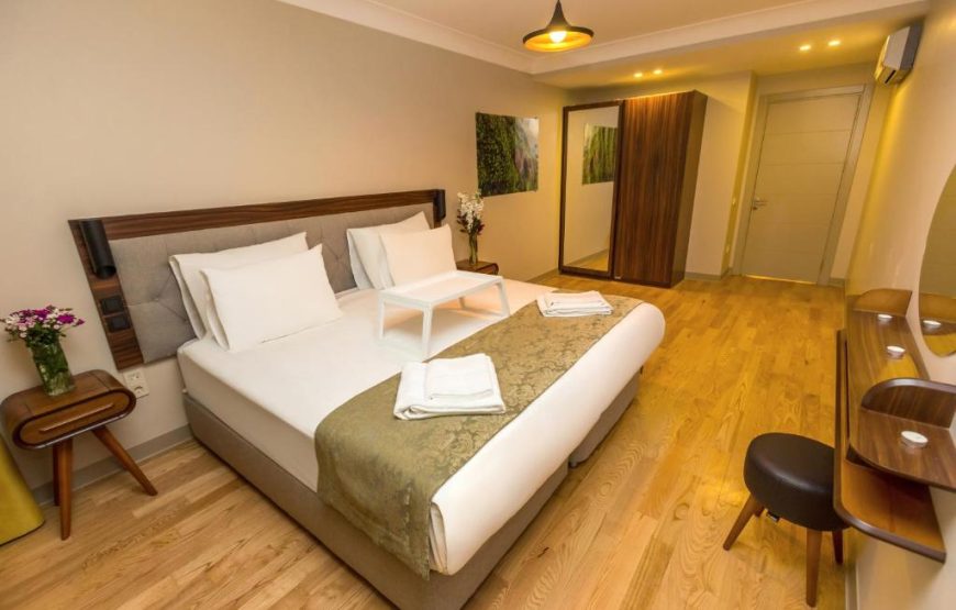 Three Bedroom Family Duplex and Terrace