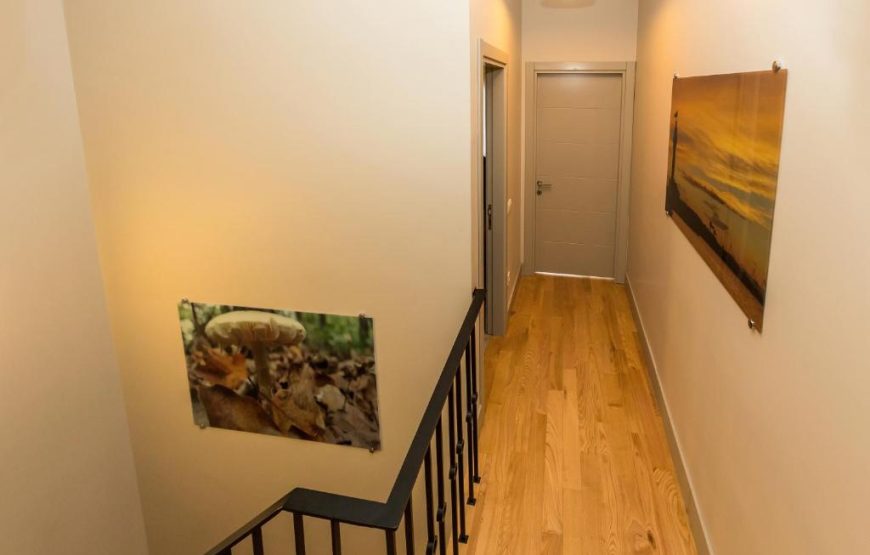 Three Bedroom Family Duplex and Terrace