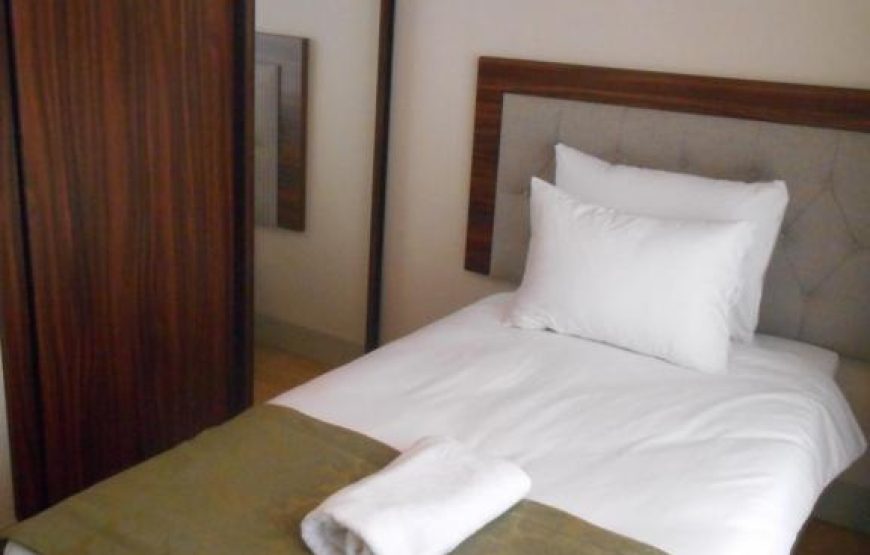 Three Bedroom Family Duplex and Terrace