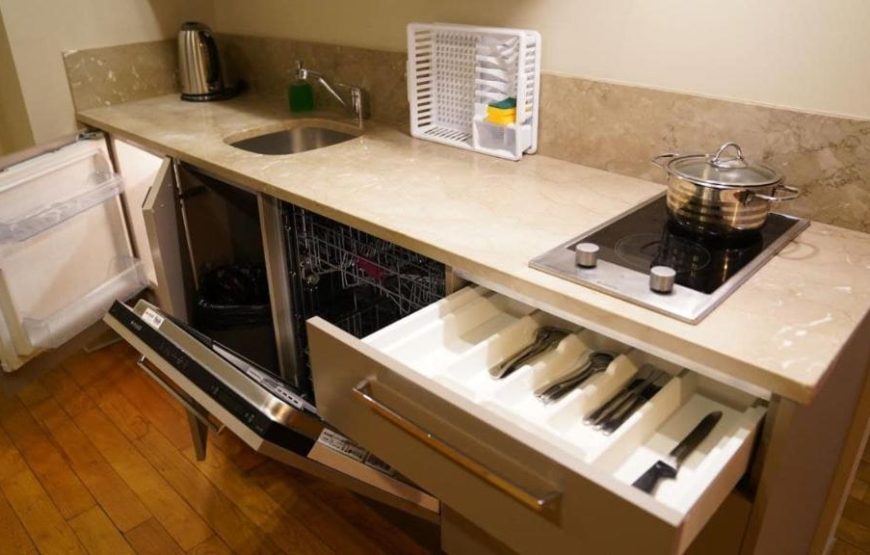 Three Bedroom Family Duplex and Terrace