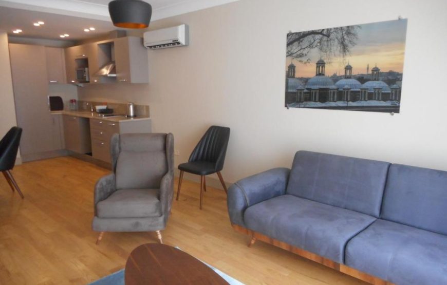 Three Bedroom Family Duplex and Terrace