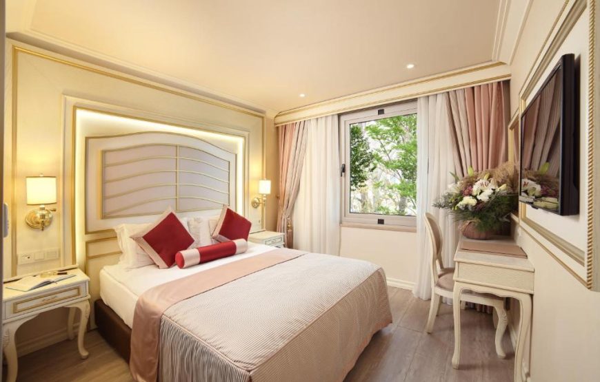 Two Connecting Double Rooms