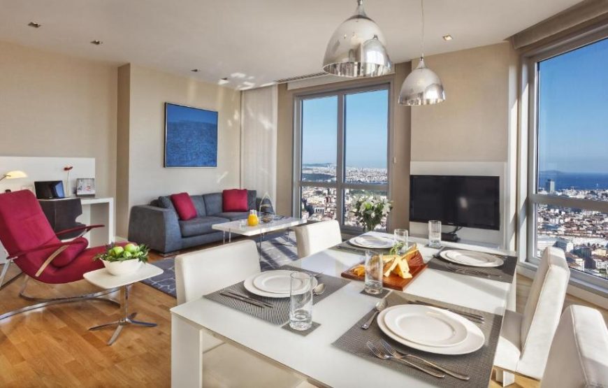 Deluxe Two-Bedroom Apartment with Sea View