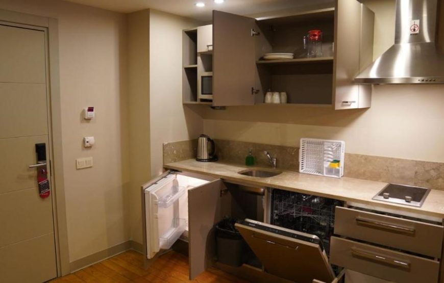 Two Bedroom Family Duplex and Terrace