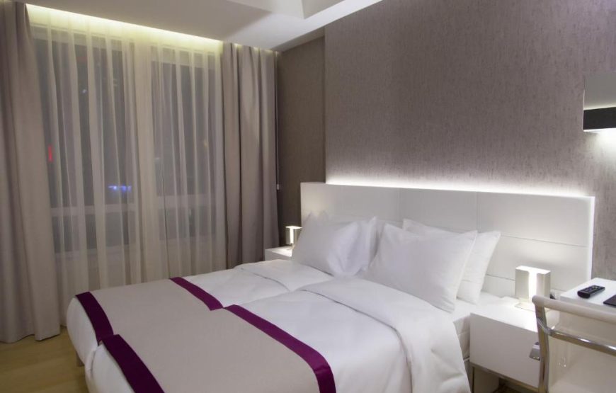 Corner Premium Two-Bedroom Apartment