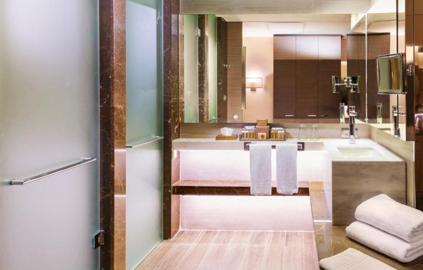 Deluxe Double Room with Garden View