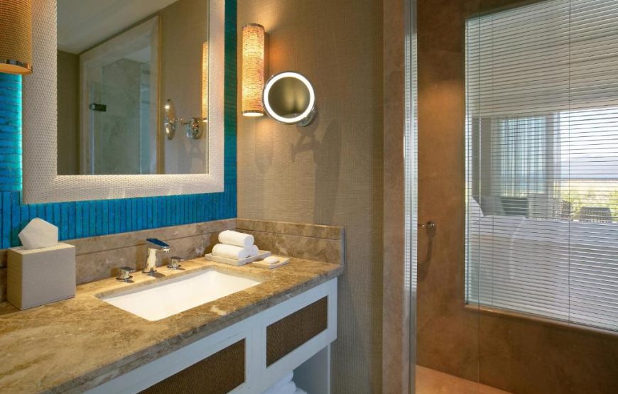 Deluxe Marine Sea View Room with Balcony