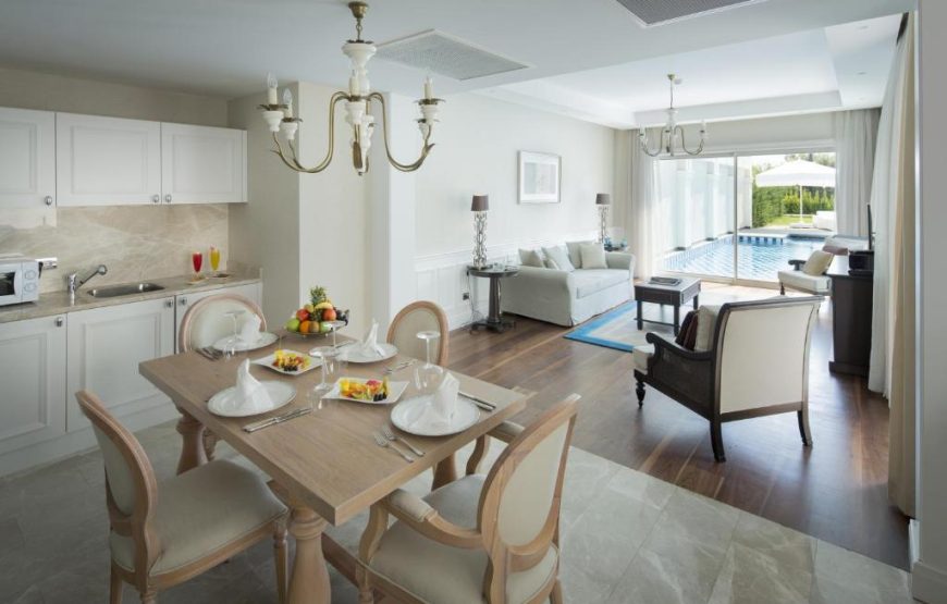 Design Villa with Private Pool