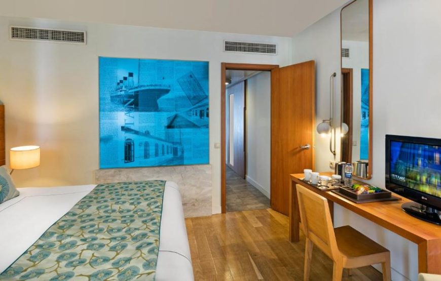 Family Room – Annex