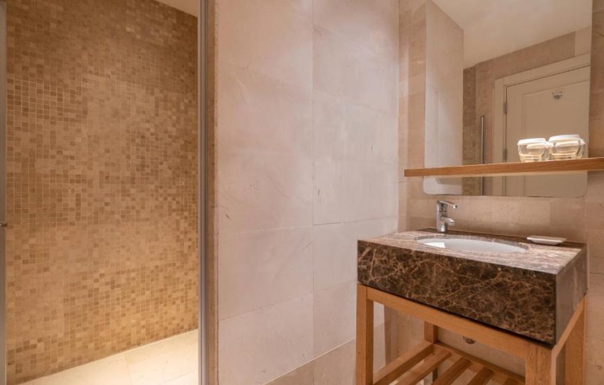 Family Room – Annex