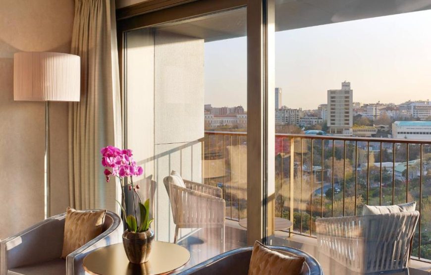 Grand Deluxe Room with Balcony