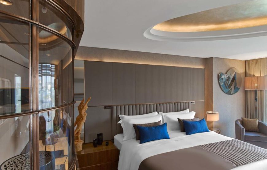 Grand Superior Room with Balcony