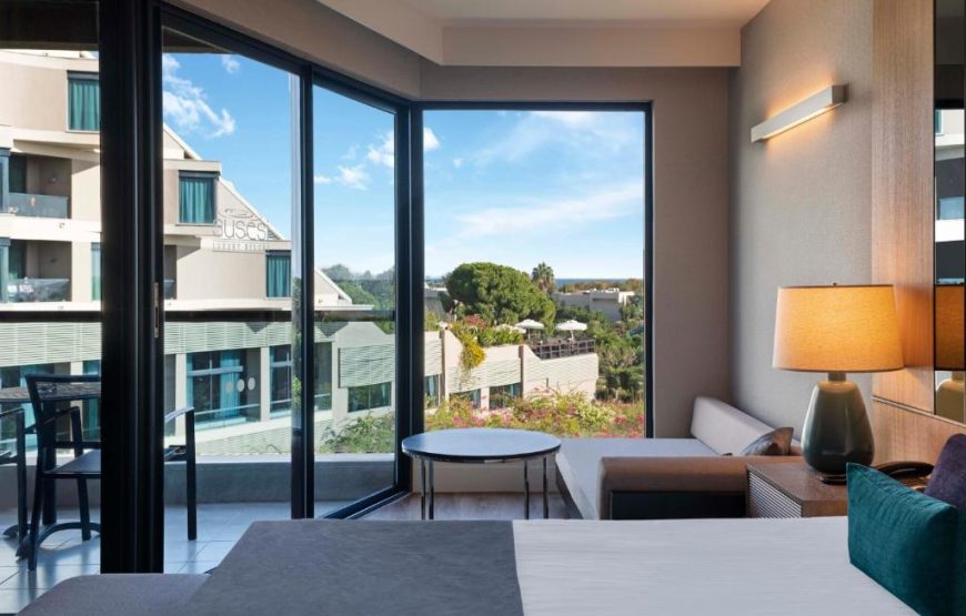 Honeymoon Deluxe Sea Side