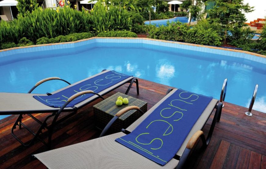 Honeymoon Love Lake Suite