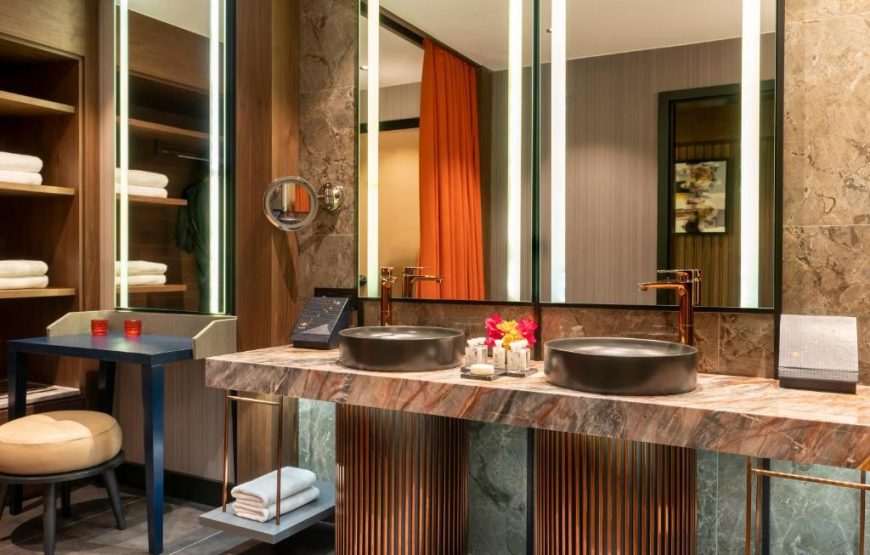 Indigo Laguna Clubber Room – Adult Only