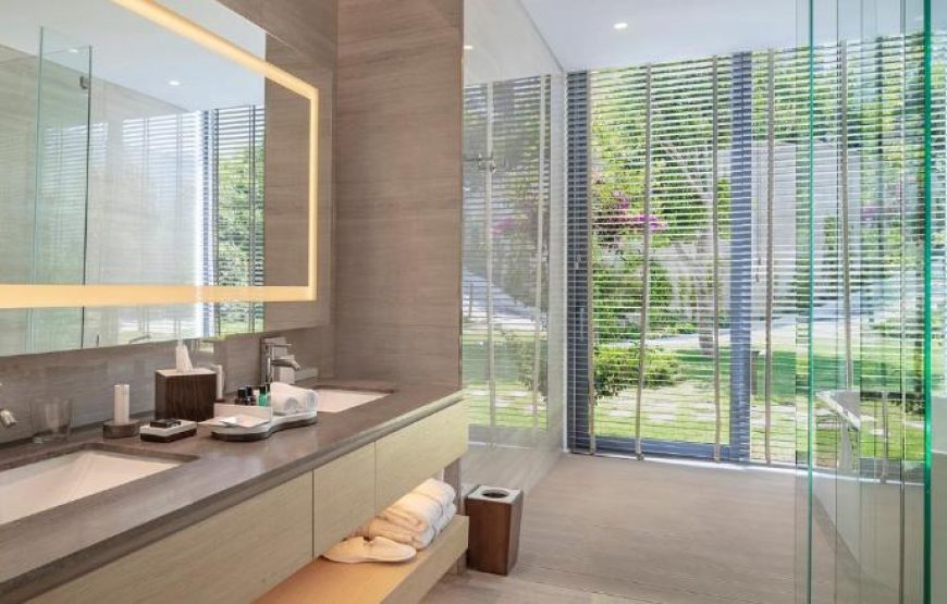 Junior Suite with Pool