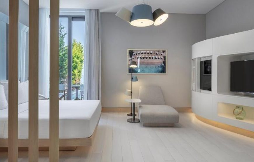 Junior Suite with Pool