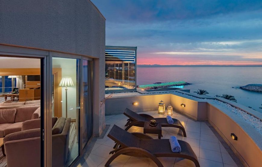 King Suite with Spa Bath