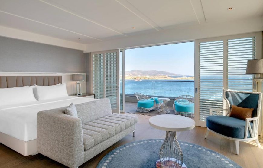 King Villa, 2 Bedroom Sea View Villa with Whirlpool & Balcony