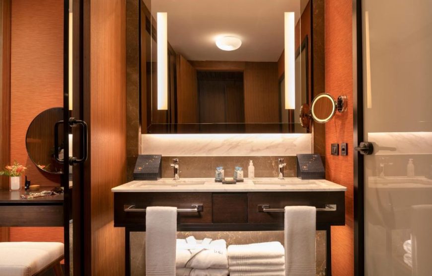 Laguna Deluxe Room with Partial Sea View – Swim Up