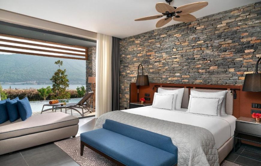 Laguna Superior Room – Swim Up