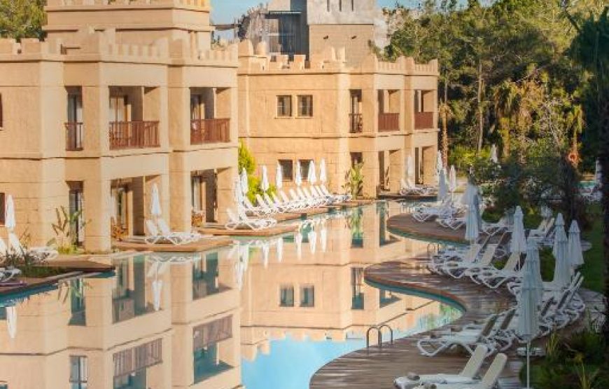 Legendary Suite Swim Up