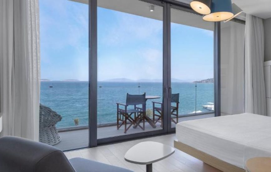 Premium Room with Balcony and Sea View