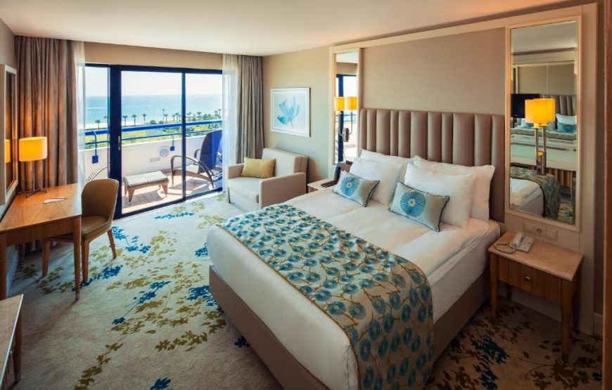 Standard Room with Side Sea View