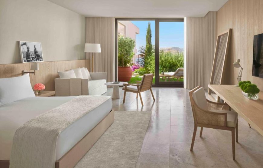 Superior King Loft with Balcony and Garden View