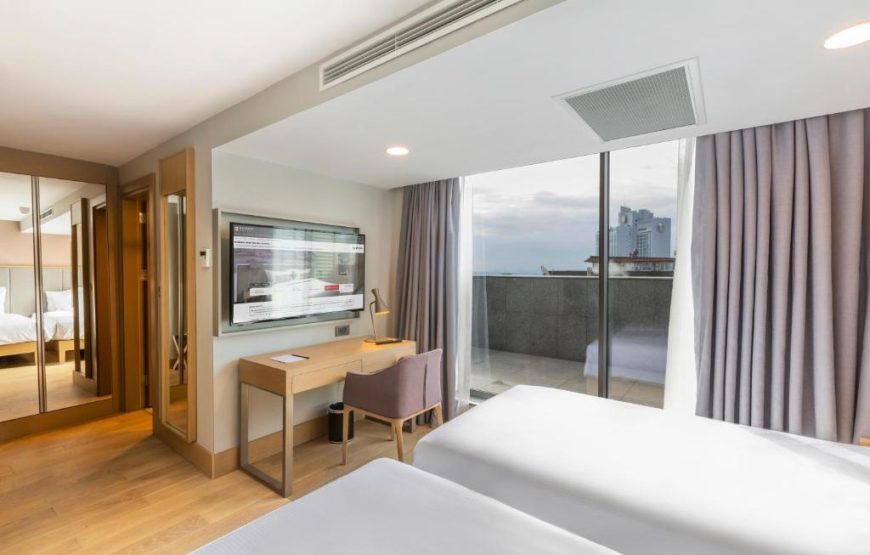 Superior Room with Balcony