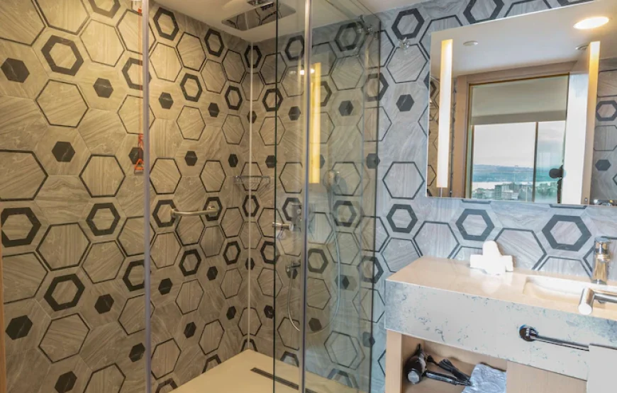 Presidential Suite with Terrace – Bosphorus View